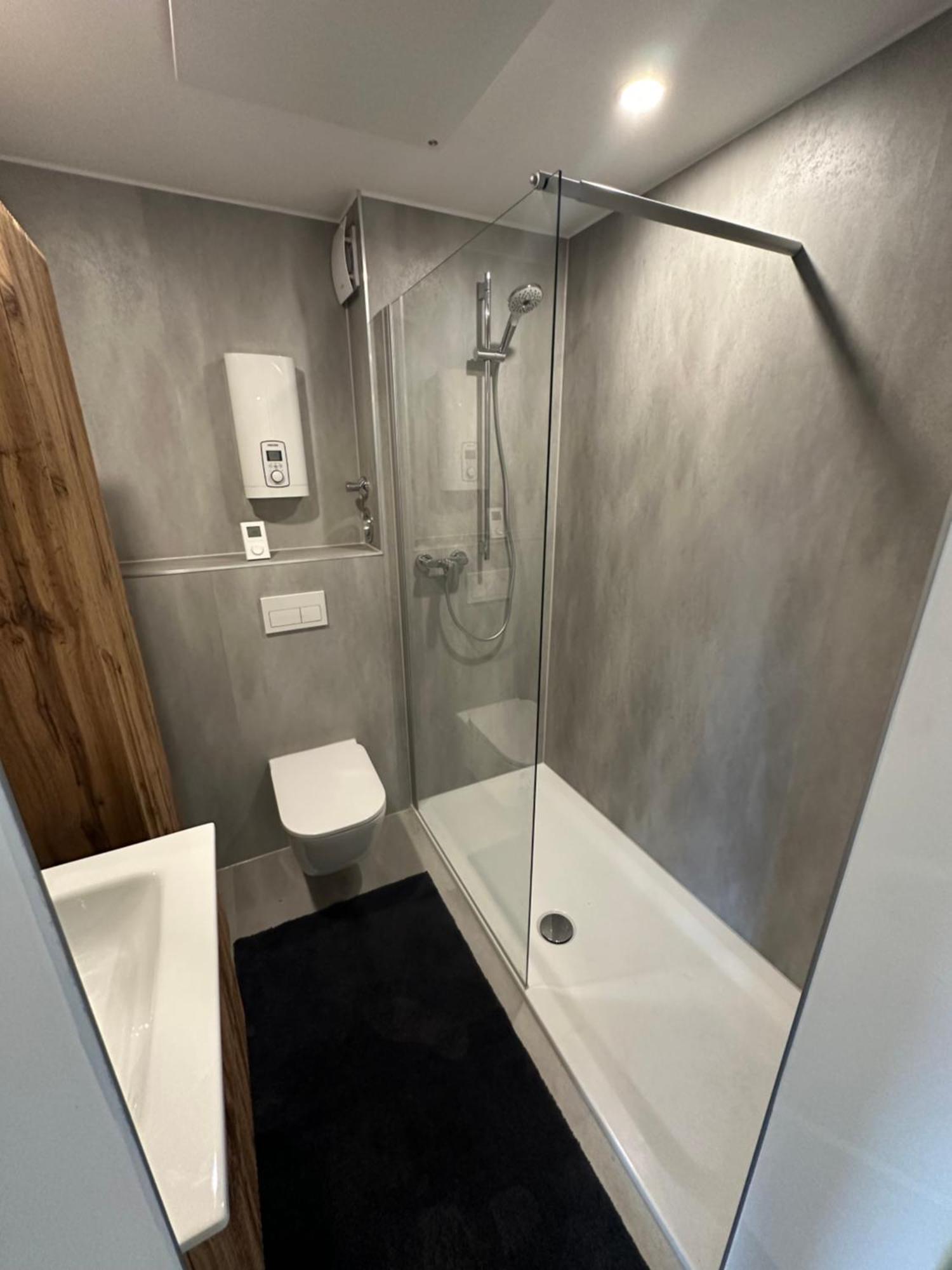 Rheinnest , Neue Und Gemuetliche Wohnung Dormagen Bagian luar foto