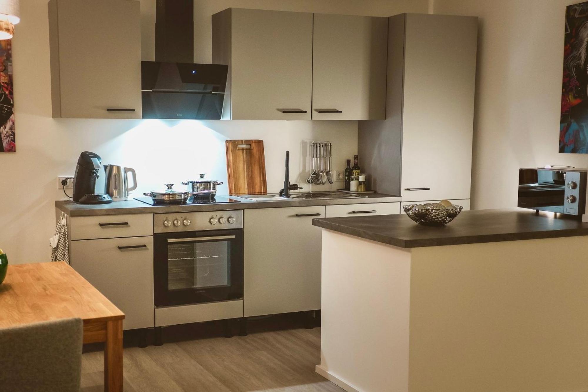 Rheinnest , Neue Und Gemuetliche Wohnung Dormagen Bagian luar foto