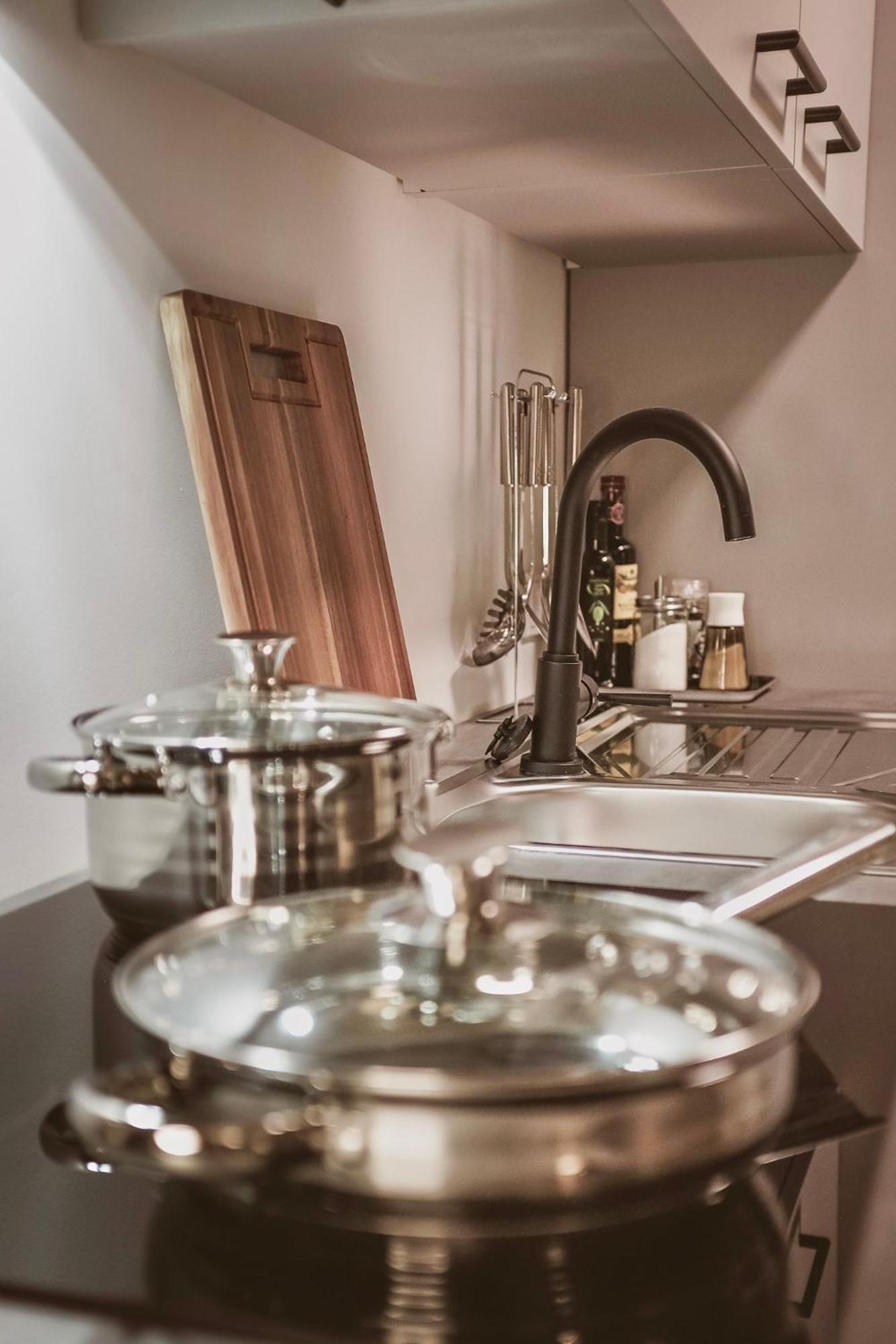 Rheinnest , Neue Und Gemuetliche Wohnung Dormagen Bagian luar foto